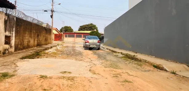 Galpão / Depósito / Armazém com 1 Quarto à venda, 108m² no Sagrada Família, Divinópolis