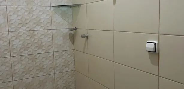 Loja / Salão / Ponto Comercial com 2 Quartos à venda, 240m² no Parque das Laranjeiras, Uberaba