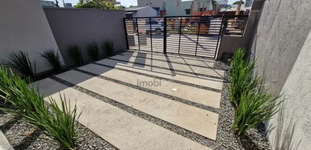 Sobrado com 3 Quartos à venda, 132m² no Itacolomi, Balneário Piçarras