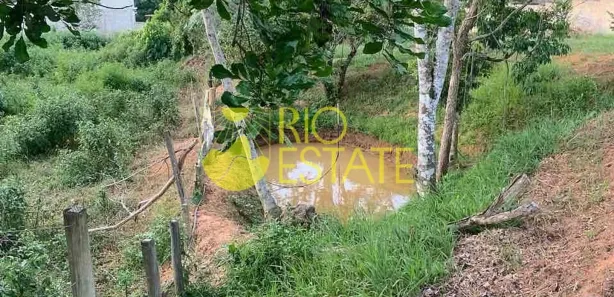 Fazenda / Sítio / Chácara com 1 Quarto à venda, 2600m² no Campo Bom, Barra do Piraí