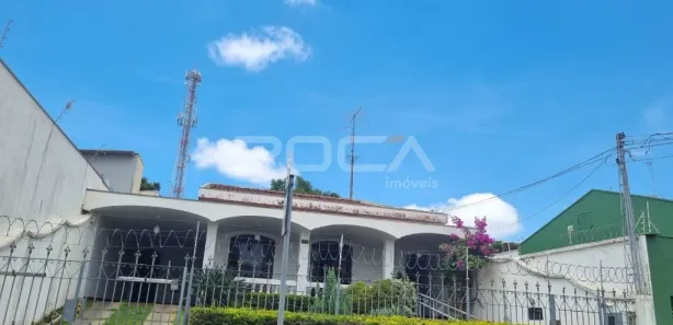 Prédio Inteiro com 4 Quartos à venda, 272m² no Jardim Brasil, São Carlos