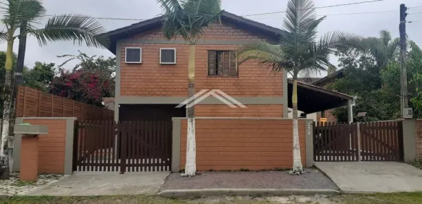 Sobrado com 4 Quartos à venda, 214m² no Continental, Itapoá