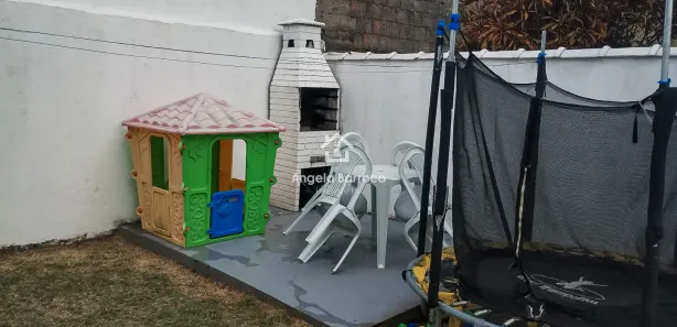 Casa com 2 Quartos à venda, 71m² no Praia de Itaipuaçu (Itaipuaçu), Maricá
