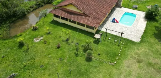 Fazenda / Sítio / Chácara à venda, 4200m² no Centro, Juquitiba