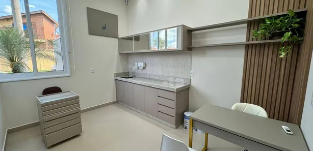 Conjunto Comercial / Sala para alugar, 20m² no Jardim das Tulipas, Holambra