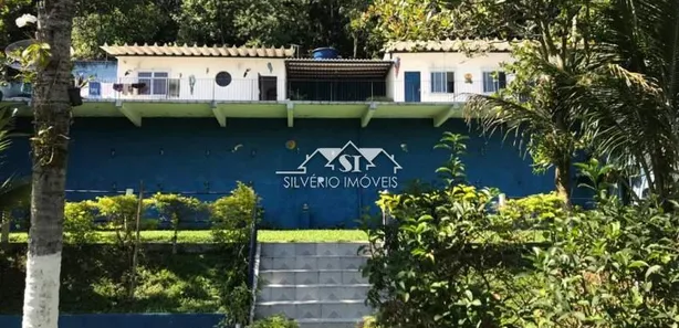 Fazenda / Sítio / Chácara com 7 Quartos à venda, 180m² no Parque Duque, Duque de Caxias