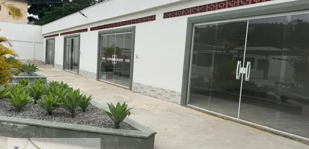 Loja / Salão / Ponto Comercial à venda, 350m² no Avelar, Paty do Alferes