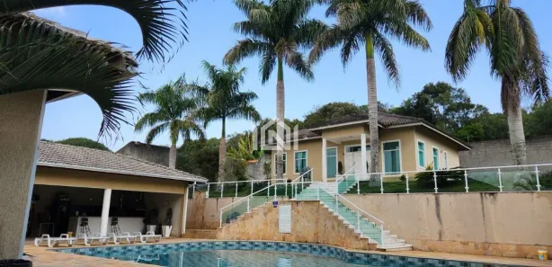 Fazenda / Sítio / Chácara com 4 Quartos para venda ou aluguel, 536m² no , Vargem Grande Paulista