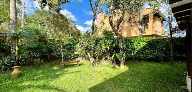 Casa de Condomínio com 4 Quartos à venda, 251m² no Chácara dos Lagos, Carapicuíba