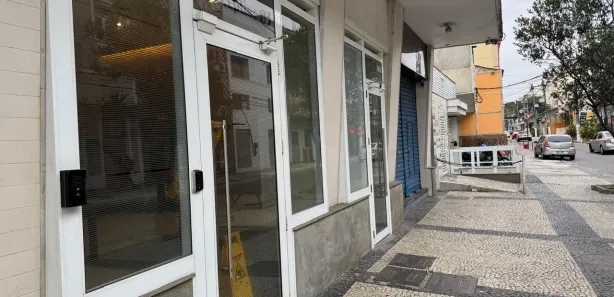 Apartamento com 2 Quartos para alugar, 80m² no Centro, Niterói