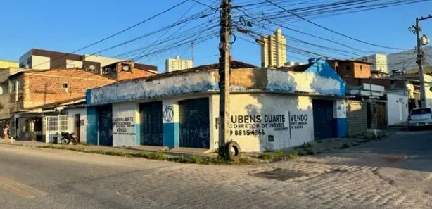 Loja / Salão / Ponto Comercial à venda, 140m² no Bodocongó, Campina Grande