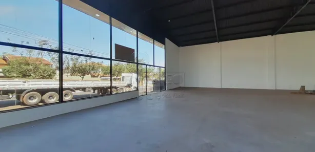 Loja / Salão / Ponto Comercial para alugar, 410m² no Centro, Sertãozinho