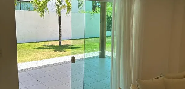 Casa de Condomínio com 4 Quartos para venda ou aluguel, 280m² no Busca Vida (Abrantes), Camaçari