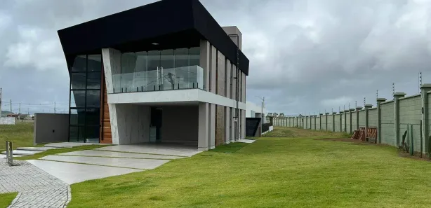 Casa de Condomínio com 3 Quartos à venda, 300m² no Universitário, Caruaru