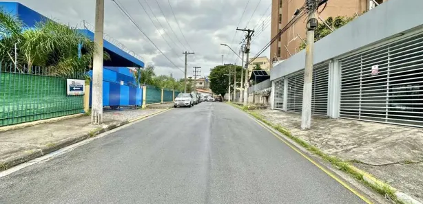 Prédio Inteiro com 8 Quartos para venda ou aluguel, 391m² no Jardim Nomura, Cotia