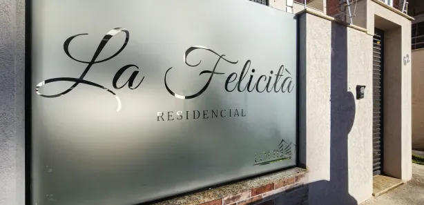 Apartamento com 2 Quartos para alugar, 60m² no Funcionários, Poços de Caldas