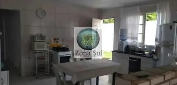 Fazenda / Sítio / Chácara com 2 Quartos à venda, 180m² no Paruru, Ibiúna