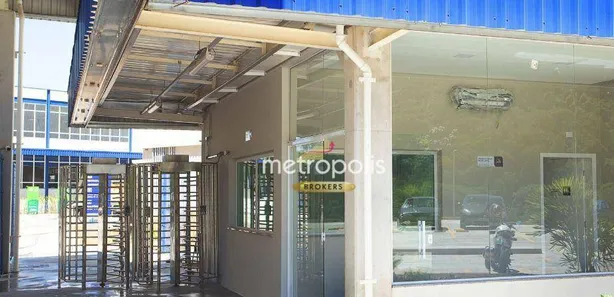 Galpão / Depósito / Armazém para alugar, 1959m² no Chácara São Joaquim, Itaquaquecetuba
