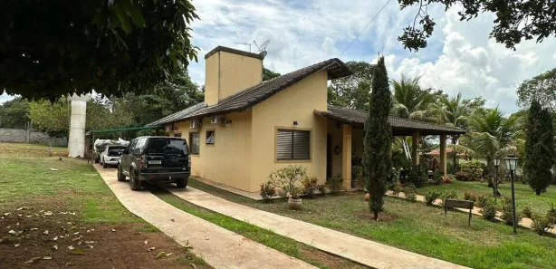 Casa com 3 Quartos à venda, 300m² no , Hidrolândia
