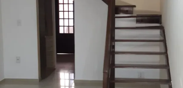Sobrado com 2 Quartos à venda, 67m² no Viga, Nova Iguaçu