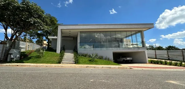 Casa de Condomínio com 4 Quartos à venda, 530m² no Condominio Gran Royalle Confins, Confins