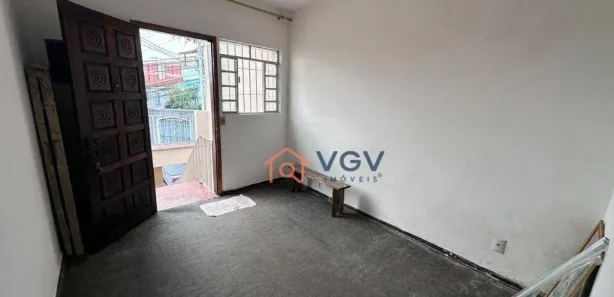 Casa com 2 Quartos para alugar, 100m² no Vila Mira, São Paulo