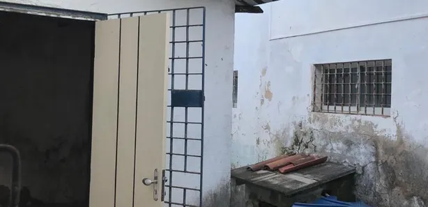 com 11 Quartos para venda ou aluguel, 480m² no Santo Amaro, Recife