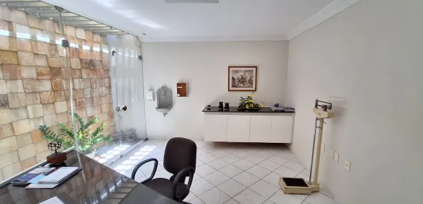 Loja / Salão / Ponto Comercial com 8 Quartos à venda, 230m² no Petrópolis, Natal