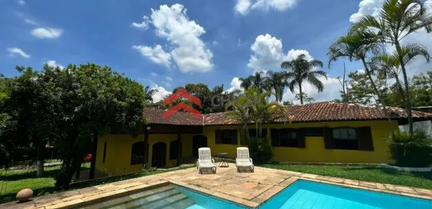 Fazenda / Sítio / Chácara com 4 Quartos à venda, 245m² no Los Álamos, Vargem Grande Paulista