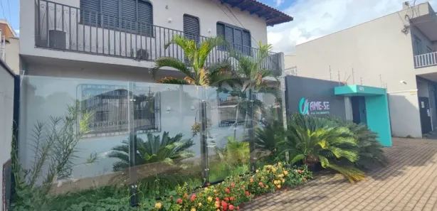 Sobrado para alugar, 250m² no Centro, Arapongas
