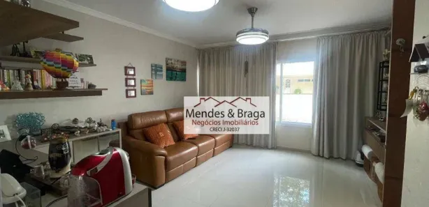 Sobrado com 3 Quartos à venda, 126m² no Jardim Flor da Montanha, Guarulhos