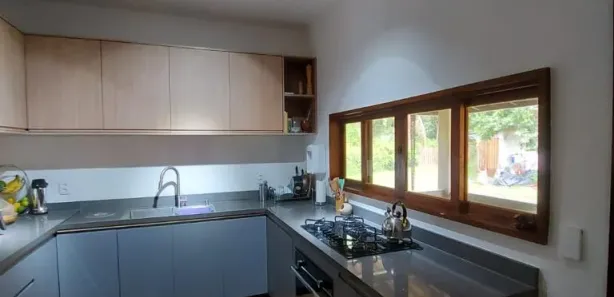 Fazenda / Sítio / Chácara com 3 Quartos à venda, 140m² no , Areal