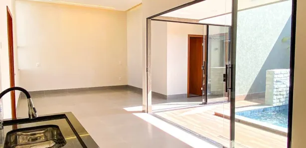 Casa com 3 Quartos à venda, 161m² no Residencial Ravena, Senador Canedo