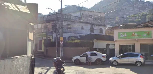 Casa com 1 Quarto à venda, 1666m² no Independência, Petrópolis