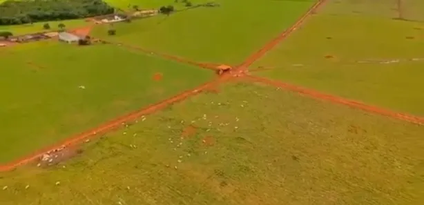 Fazenda / Sítio / Chácara com 5 Quartos à venda, 1380m² no Área Rural de Formosa, Formosa
