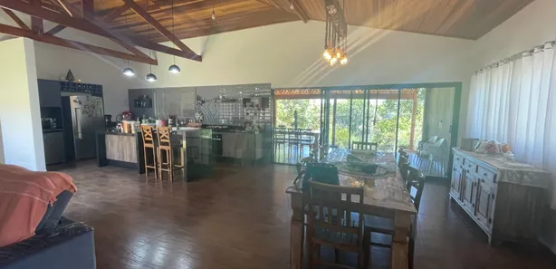 Casa de Condomínio com 2 Quartos à venda, 185m² no Condominio Recanto dos Passaros, Alumínio