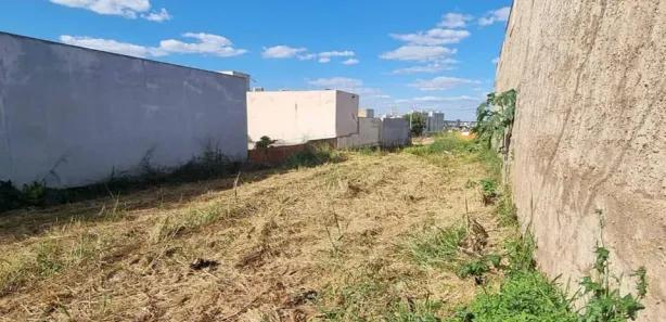 Terreno / Lote / Condomínio à venda, 140m² no Jardim Floresta, Rio Verde