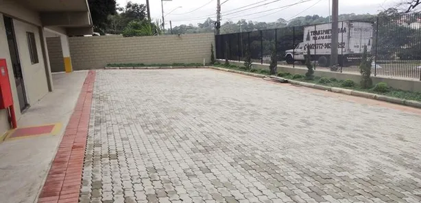 Prédio Inteiro para alugar, 1634m² no Vila Santo Antônio, Cotia