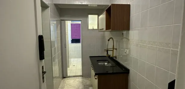 Kitnet à venda, 30m² no Guilhermina, Praia Grande
