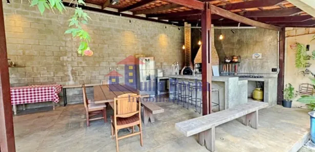 Casa de Condomínio com 3 Quartos à venda, 260m² no Setor Habitacional Tororó, Brasília