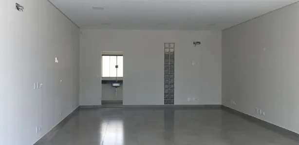 Loja / Salão / Ponto Comercial para alugar, 70m² no Centro, Arapongas