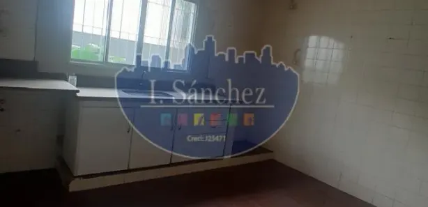 Casa Comercial com 2 Quartos para alugar, 140m² no Vila Acoreana, Poá