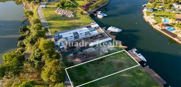 Terreno / Lote / Condomínio à venda, 742m² no Bracuí (Cunhambebe), Angra dos Reis