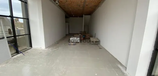 Loja / Salão / Ponto Comercial à venda, 30m² no Camobi, Santa Maria