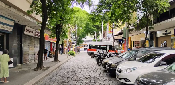 Loja / Salão / Ponto Comercial para venda ou aluguel, 360m² no Centro, Nova Iguaçu