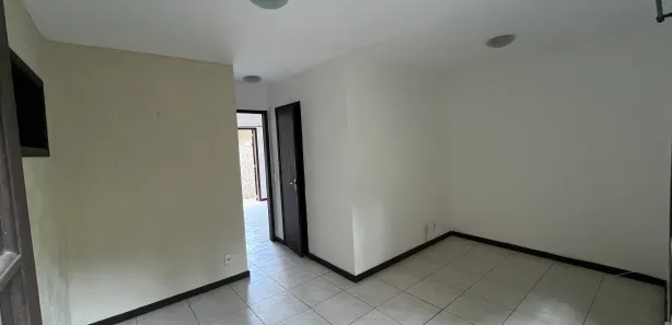 Casa de Condomínio com 1 Quarto para alugar, 40m² no Castelanea, Petrópolis