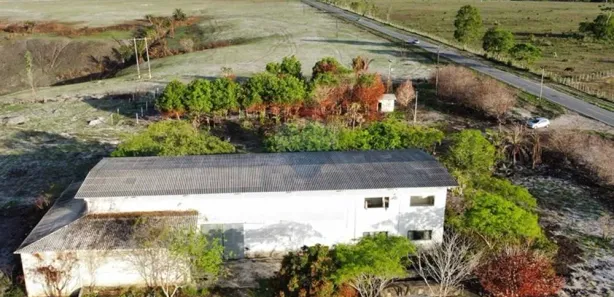 Galpão / Depósito / Armazém com 3 Quartos à venda, 750m² no Pedras de Fogo, Pedras de Fogo