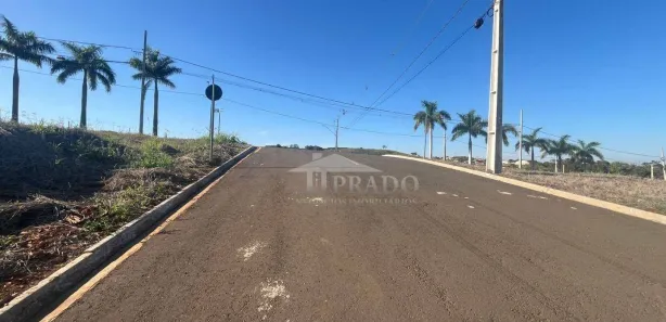 Sobrado com 3 Quartos à venda, 189m² no Frangão, Ibiporã