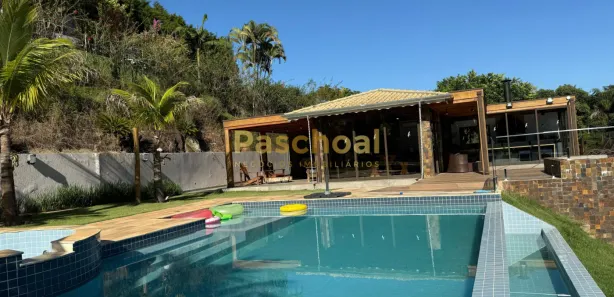Fazenda / Sítio / Chácara com 5 Quartos à venda, 2700m² no Porta do Sol, Mairinque