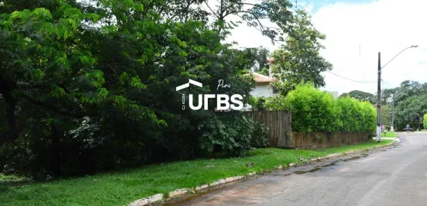 Terreno / Lote / Condomínio à venda, 379m² no Pirenópolis, Pirenópolis